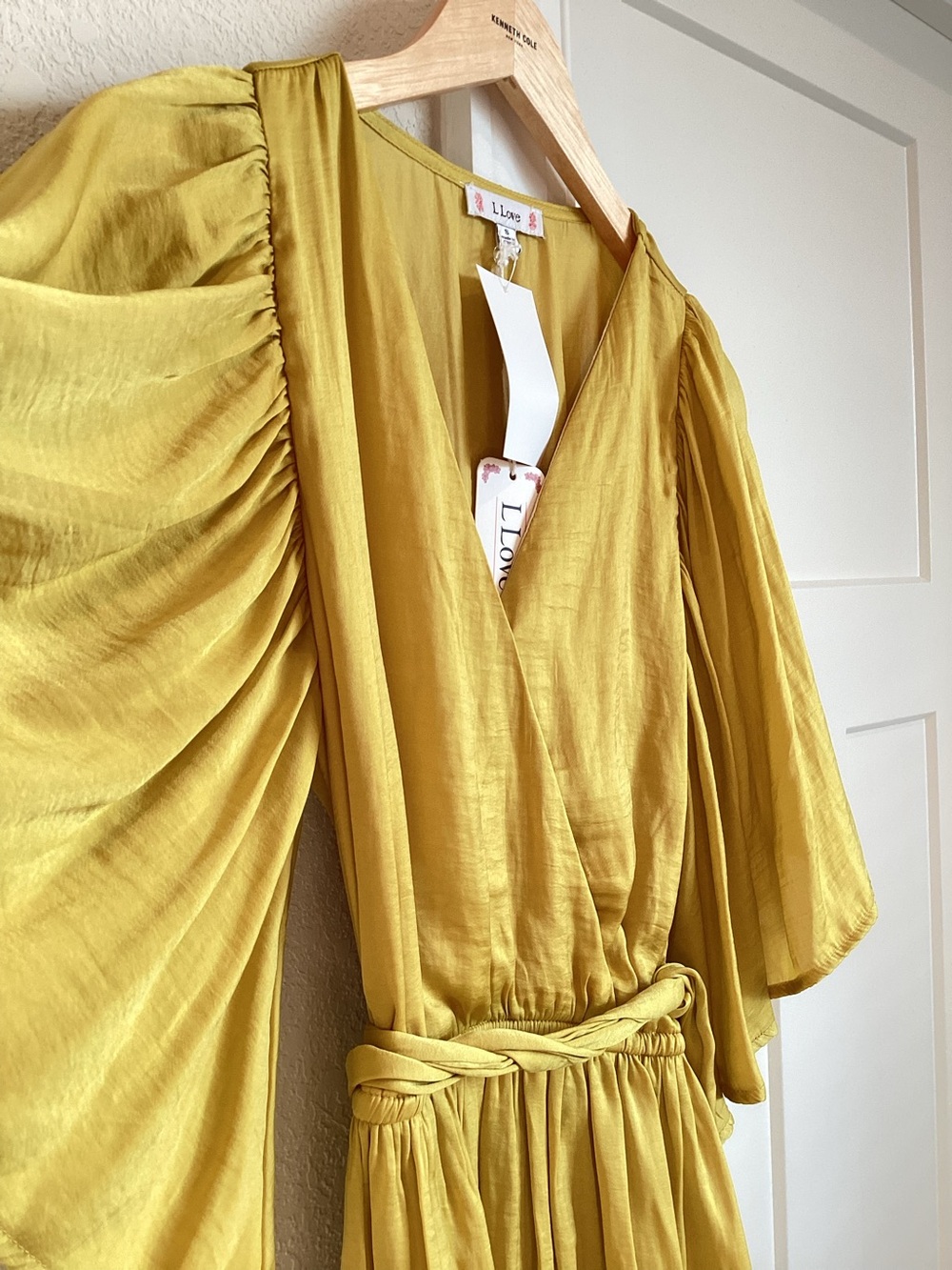L Love Silky Short Sleeve V-Neck Blouse Tie Waist Faux Wrap New Golden Yellow - Picture 3 of 9